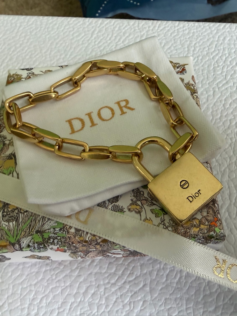 Dior Gold-tone Padlock  Charm bracelet - Picture 4 of 11